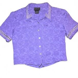Chic Lavender Lace Accent Blouse w Open Back Cutout